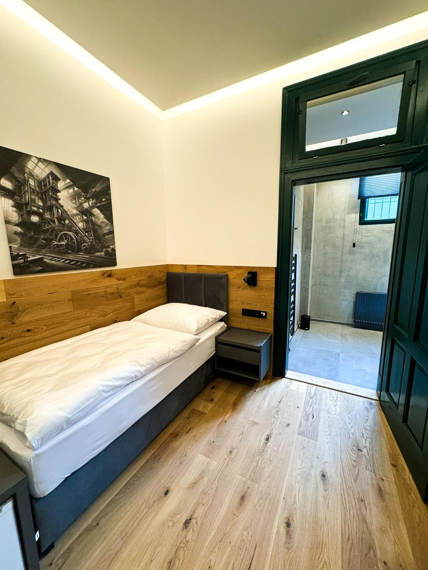 Jan Maria Hotel Острава Экстерьер фото